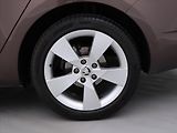 Škoda Octavia 2,0 TDI 110kW CZ Style Kessy - náhled 23