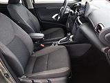 Toyota Yaris Cross (2024) Comfort 1.5 VVT-iE E-Four - náhled 7