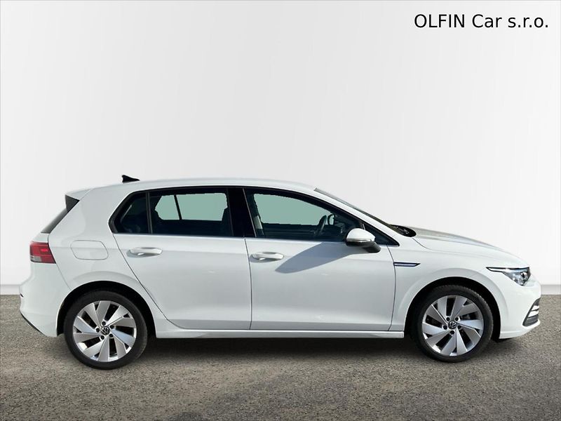 Volkswagen Golf 1,5 e-TSi 96kW 7DSG STYLE  8 - fotka 3 z 24