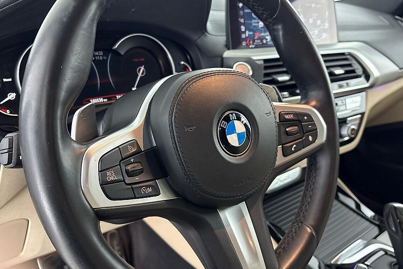 BMW X3 xDrive30d - fotka 22 z 24