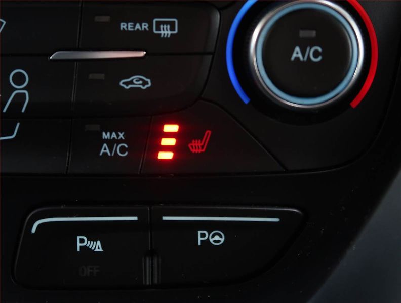Ford Kuga (2019) ST-Line 2.0 TDCi, 4X4 - fotka 19 z 22
