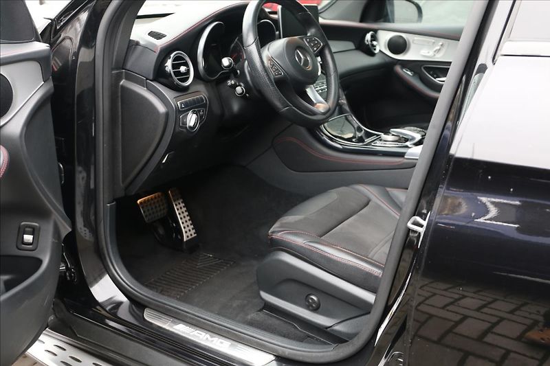 Mercedes-Benz GLC 3,0 43 AMG, Automat, Tažné - fotka 22 z 61