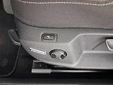 Volkswagen Golf (2020) 2.0 TDI, Navi, Tempomat - náhled 16