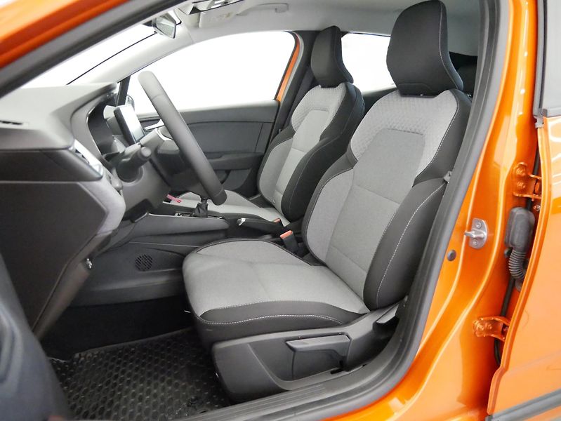 Renault Clio - fotka 11 z 28