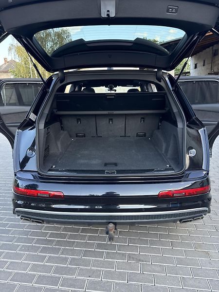 Audi SQ7 (2016) Audi SQ7 - fotka 24 z 43