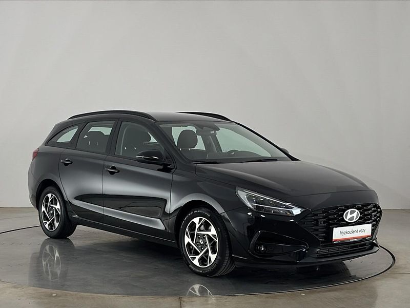 Hyundai i30 Smart DCT - fotka 14 z 26