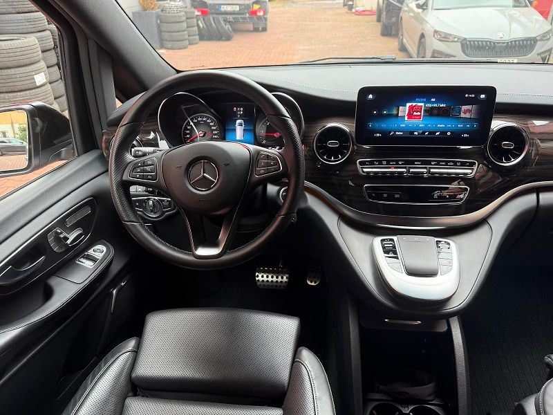 Mercedes-Benz Třídy V (2023) 300 d, XL AVG, 4M - fotka 10 z 21