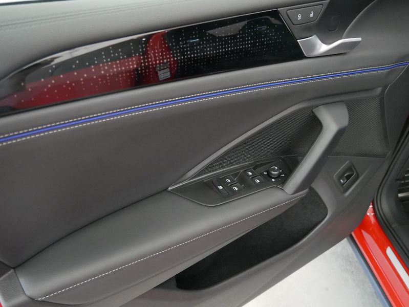 Volkswagen Tiguan - fotka 12 z 25
