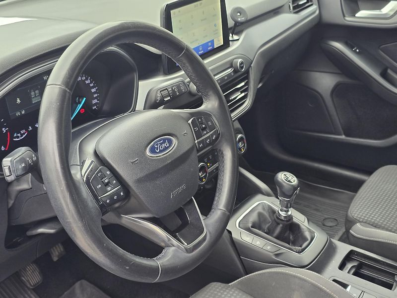 Ford Focus IV Trend Edition Plus 1,5 Eco - fotka 6 z 7