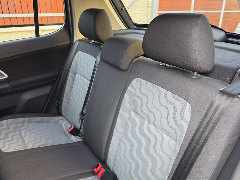 Škoda Fabia II 1.4i 16V AMBIENTE*2x SADA* - fotka 25 z 55