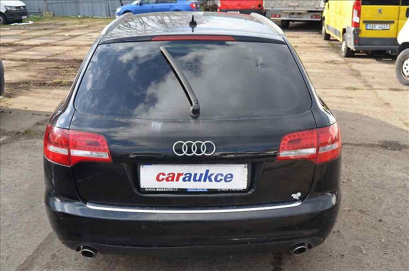 Audi A6 (2010) AVANT 3,0 TDI QUATTRO - fotka 5 z 31