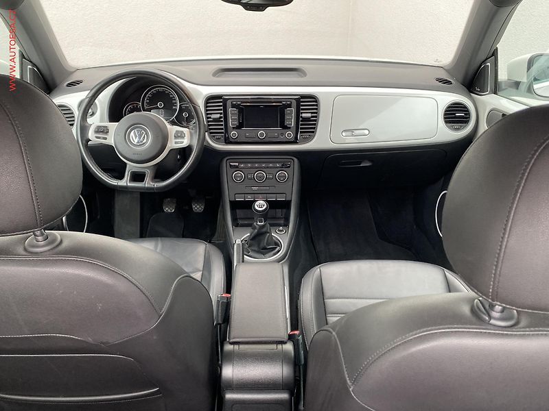 Volkswagen Beetle (2013) 1.4 TSi, Design, bixen, panor - fotka 8 z 18