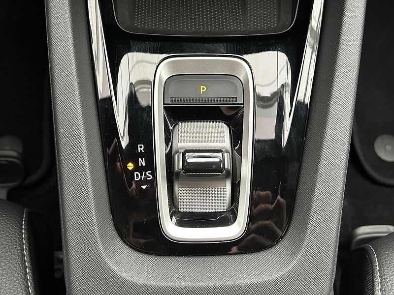 Škoda Octavia 2.0 TDI SportLine - fotka 22 z 32