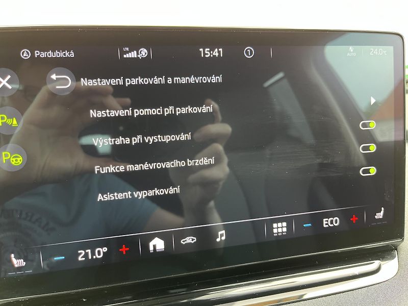 Škoda Enyaq (2022) TEPELKO TAŽNÉ 4xVÝHŘEV - fotka 32 z 41