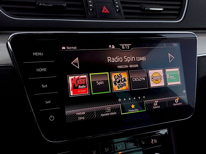 Škoda Superb (2020) L&K 2,0 Tdi 147 Kw 4x4 DSg - fotka 24 z 46