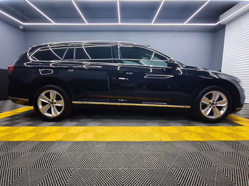 Volkswagen Passat Variant (2022) 2.0TDI 1. Majitel, DSG - fotka 6 z 35