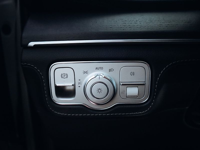 Mercedes-Benz GLE 450 4MATIC 270 kW - fotka 10 z 28