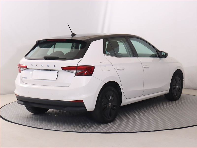 Škoda Fabia (2023) Ambition Plus 1.0 TSI, Automat - fotka 5 z 21