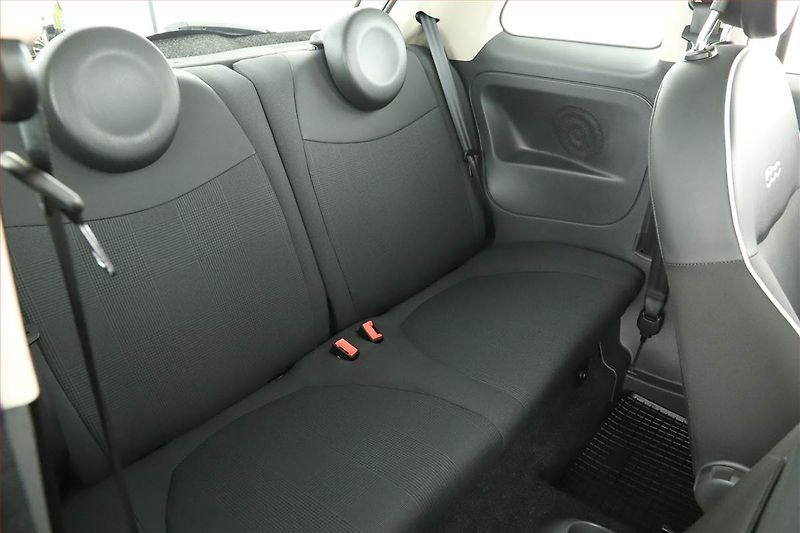 Fiat 500 (2015) 1.3 MultiJet, Pan. střecha - fotka 7 z 12