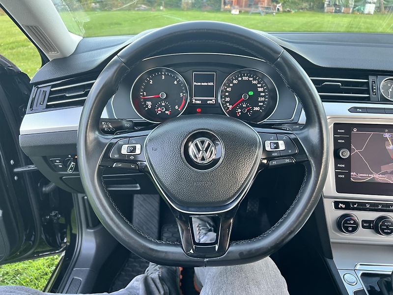 Volkswagen Passat 2.0TDI 110KW,NAVI,EL.TZ,APP - fotka 38 z 50
