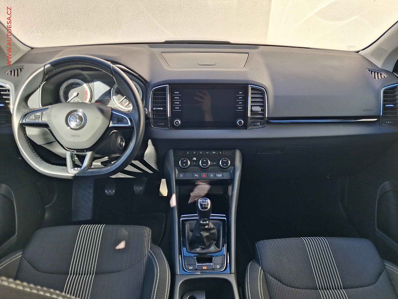 Škoda Karoq (2019) 1.5 TSi, Style, TZ, navi, LED - fotka 8 z 17