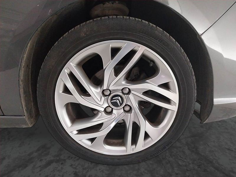 Citroën C4 (2011) 1.4 16V, Tempomat - fotka 15 z 17