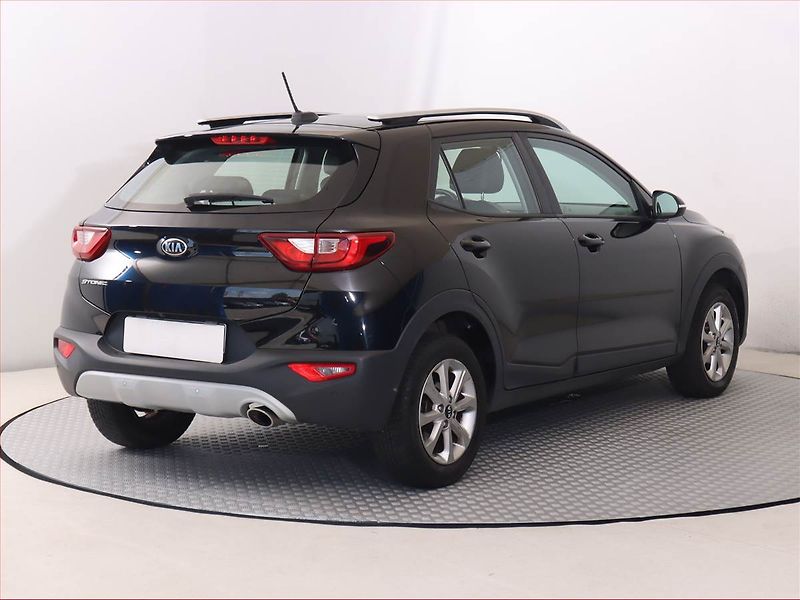 Kia Stonic (2018) 1.25 CVVT, Xenony, Tempomat - fotka 5 z 18