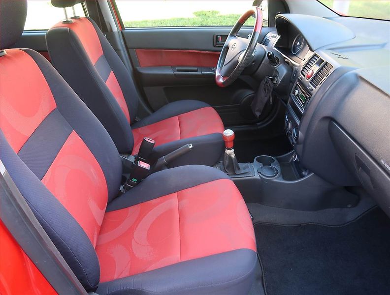 Hyundai Getz (2009) 1.4i, oblíbený vůz - fotka 9 z 16