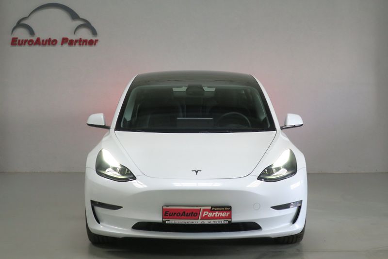 Tesla Model 3 (2023) Long Range Dual Motor SOH 97% - fotka 6 z 48