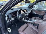 BMW X7 (2021) xDrive 40d M-Paket Pano - náhled 30