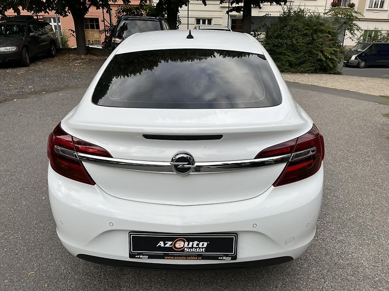 Opel Insignia (2015) 2.0 CDTi, NOVÉ ČR - fotka 11 z 33