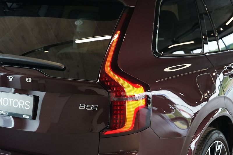 Volvo XC90 B5 PLUS Dark, Vzduch, 360° - fotka 14 z 53