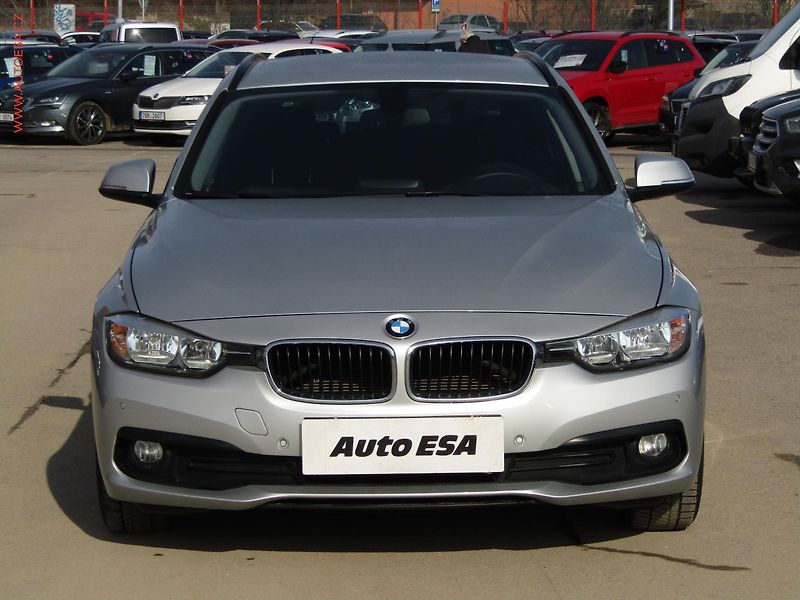 BMW Řada 3 (2016) 2.0 D 316d - fotka 2 z 16