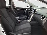 Hyundai i30 (2017) 1.6 CRDi, Tempomat - náhled 9