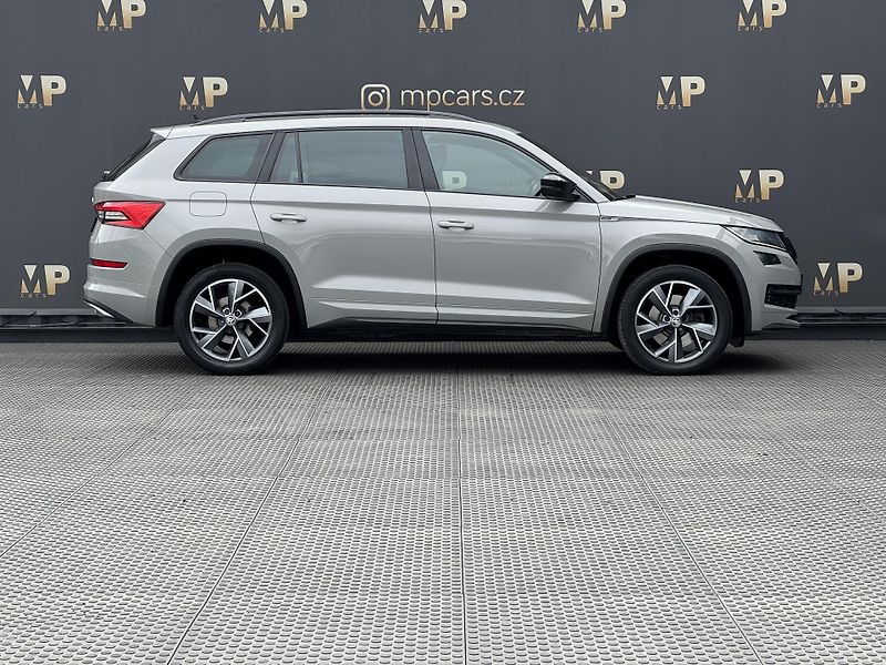 Škoda Kodiaq (2020) 2.0TSi 4X4 Sportline, Virtual  - fotka 4 z 50