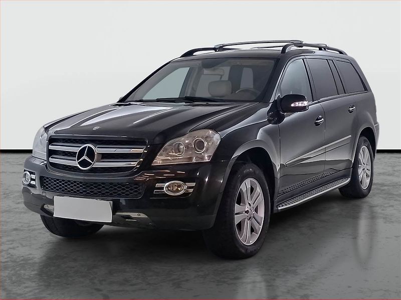 Mercedes-Benz GL (2007) 320 CDI, 4X4, Automat, 7 míst - fotka 2 z 24