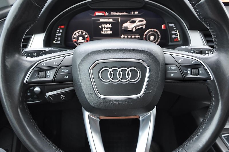 Audi Q7 3.0TFSi 245kW 4x4 S-line 7.mís - fotka 17 z 28