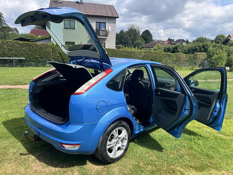 Ford Focus 1.6 74KW,55TKM!!,1MAJ,TZ,KLIMA - fotka 28 z 44