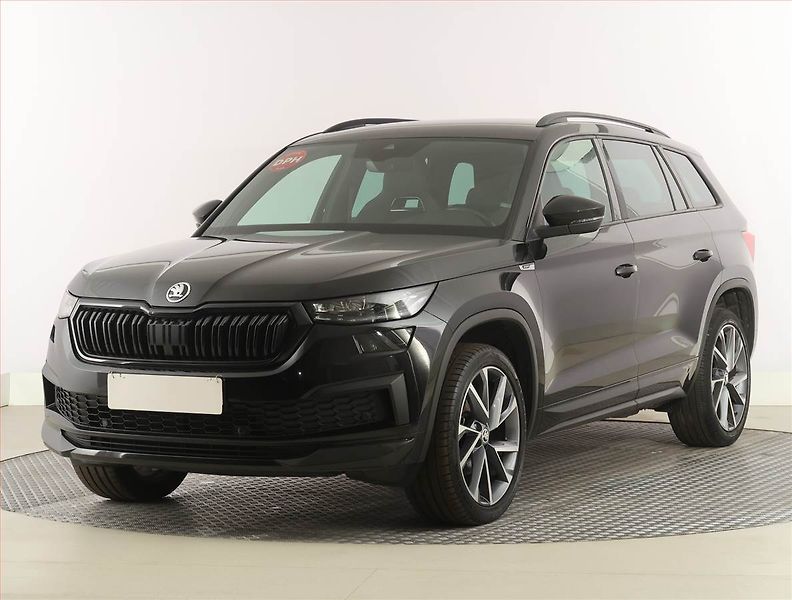 Škoda Kodiaq (2022) Sportline 1.5 TSI, digi klima - fotka 2 z 27