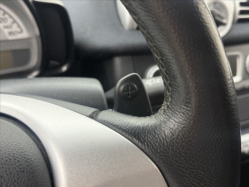 Smart Fortwo 1,0 AUTOMAT DPH NOVÁ STK ČR - fotka 8 z 28