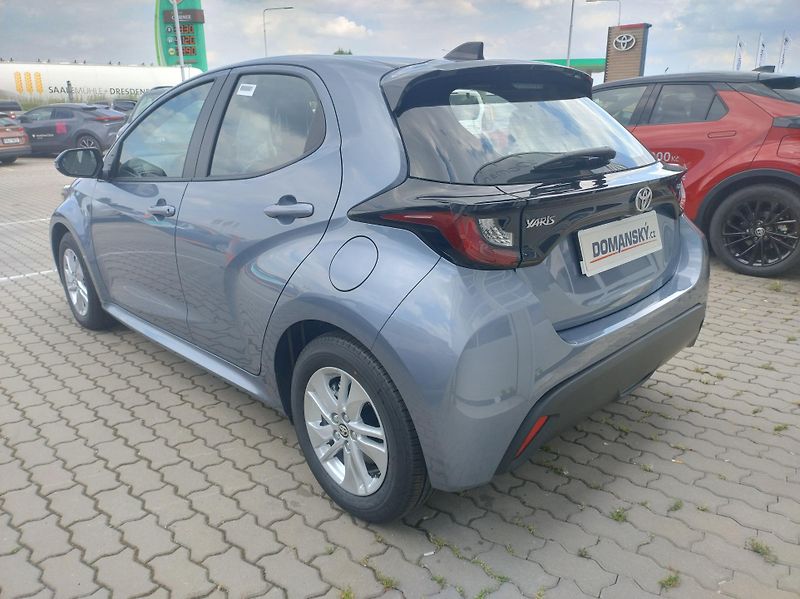 Toyota Yaris (2026) 1.5 HEV Comfort Fleet - fotka 3 z 11