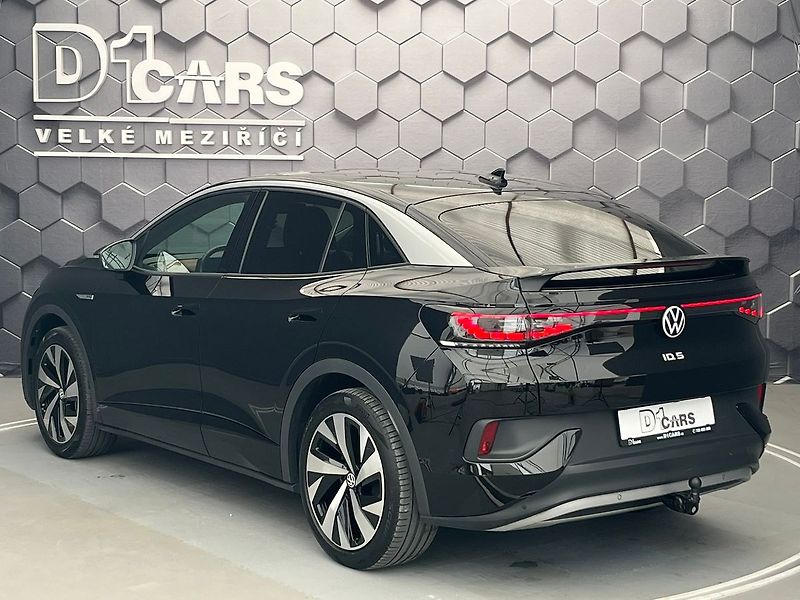 Volkswagen ID.5 Pro 150kW / ALU 20 SoH 95.9% - fotka 2 z 77