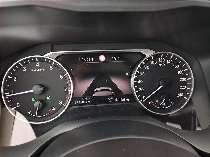 Nissan Qashqai (2025) Acenta 1.3 DIG-T MHEV - fotka 11 z 20