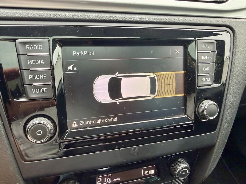 Škoda Rapid (2017) Spaceback 1.4Tdi AUT - fotka 18 z 19