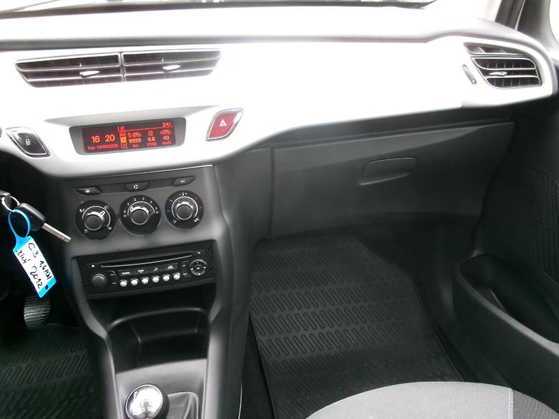 Citroën C3 (2013) 1,6HDI KLIMA TEMP  - fotka 21 z 25