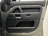 Land Rover Defender 110 D250 X-DYNAMIC SE AWD AUT  - náhled 7