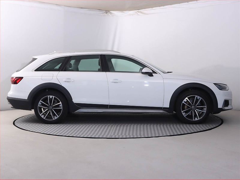 Audi A4 Allroad (2020) 40 TDI - fotka 6 z 23