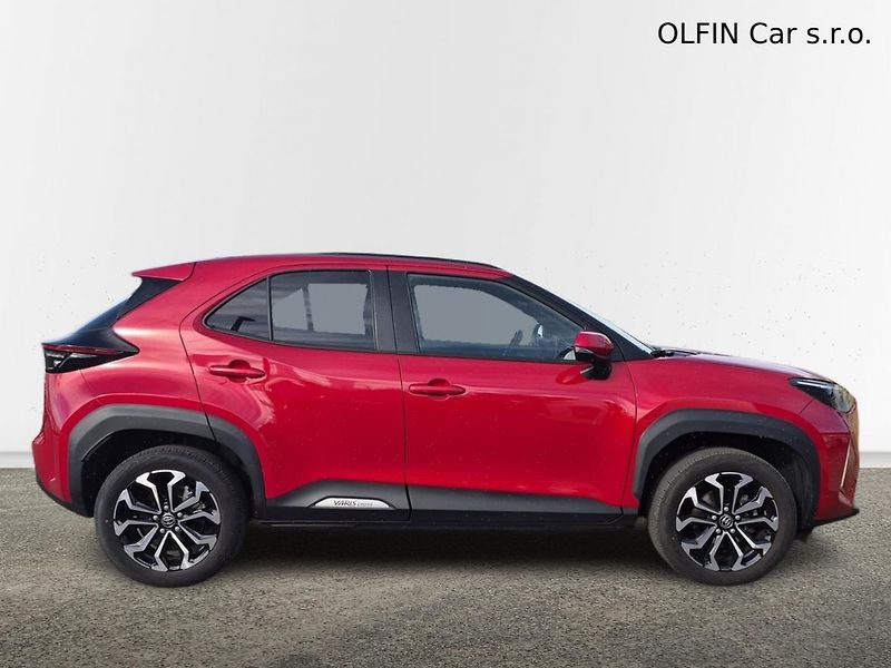 Toyota Yaris Cross 1.5HEV FWD Style 96kW - fotka 6 z 27