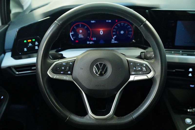 Volkswagen Golf - fotka 18 z 28