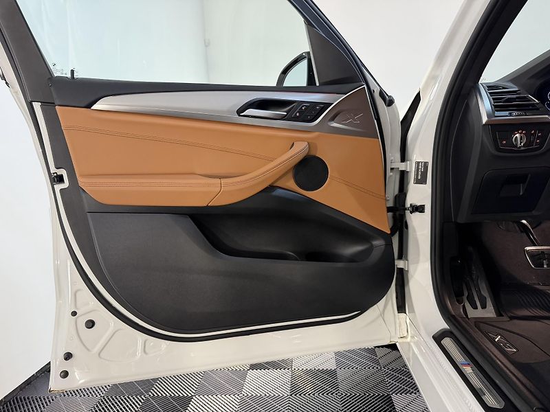 BMW X3 xDrive30d M-Sport Laser TOP - fotka 15 z 43